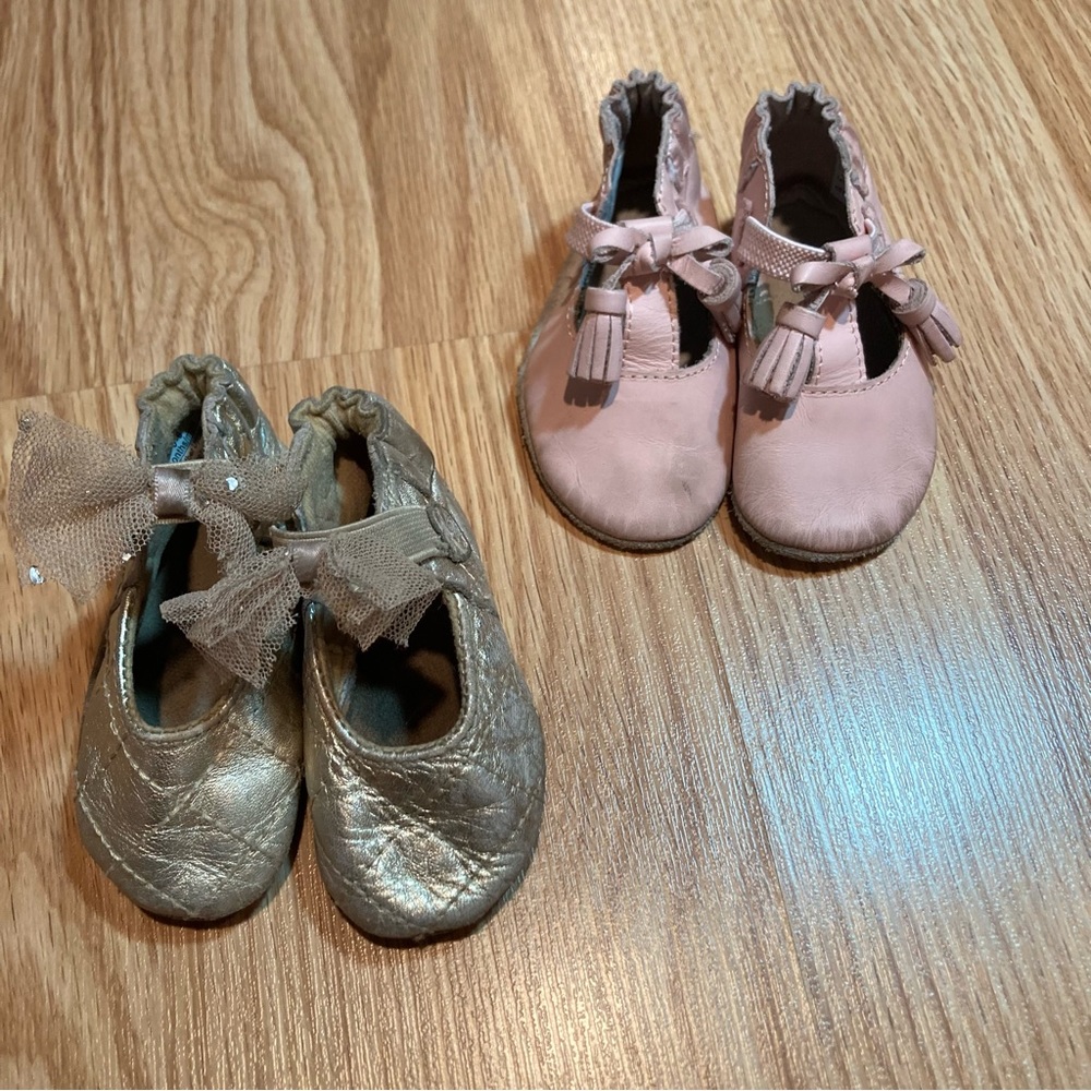 Robeez‎ baby shoes lot 0-6 months